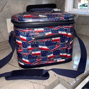 Vineyard Vines Target Whale USA Flag Red White Blue 12 Can Cooler